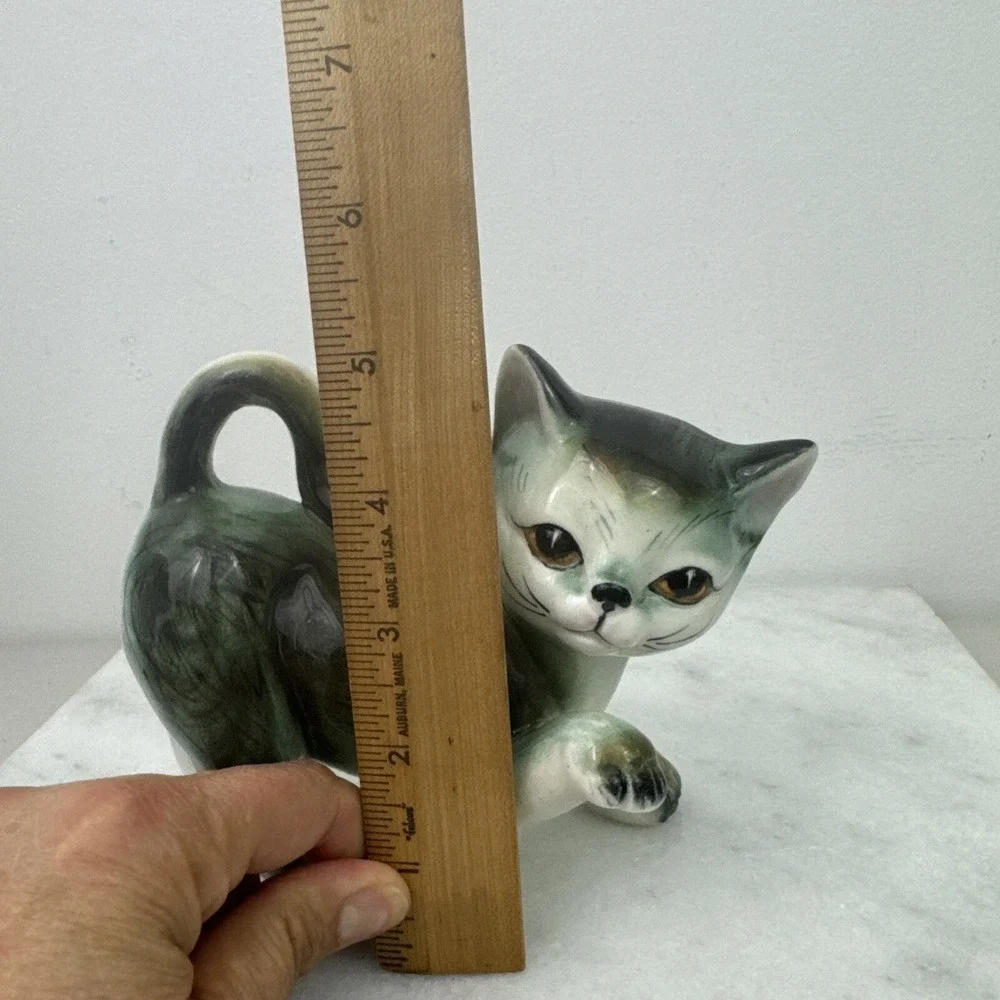 Vintage Kitty Cat W/Pink & Black Eyes Hand Painted Ceramic Figurine Adorable